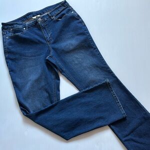 Christopher & Banks Women's Straight leg Blue Jeans.  Size 10